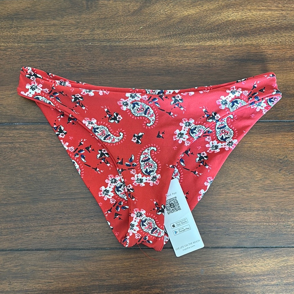 NWT Cupshe Red Paisley Floral Bikini Bottom Size Medium